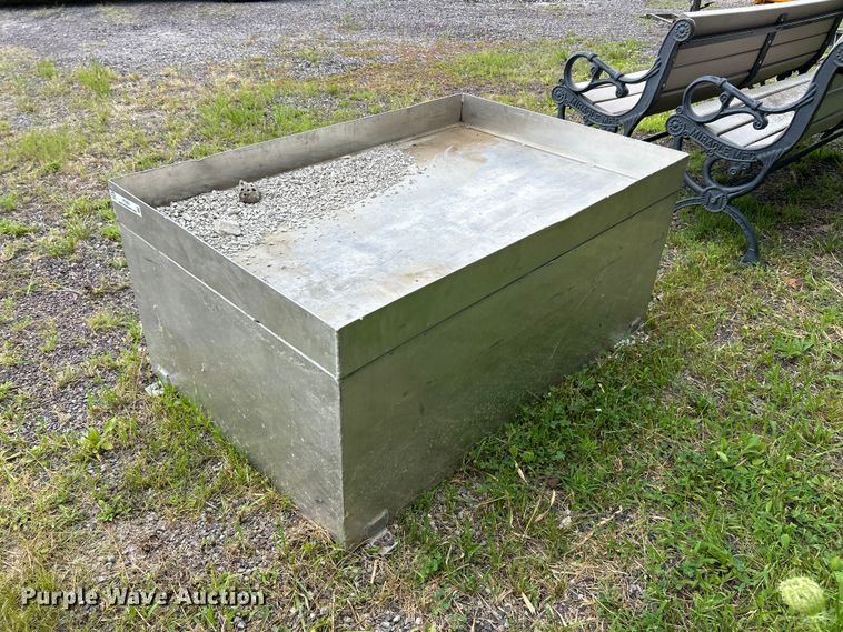 image for item FT6061 Highway Products aluminum storage box