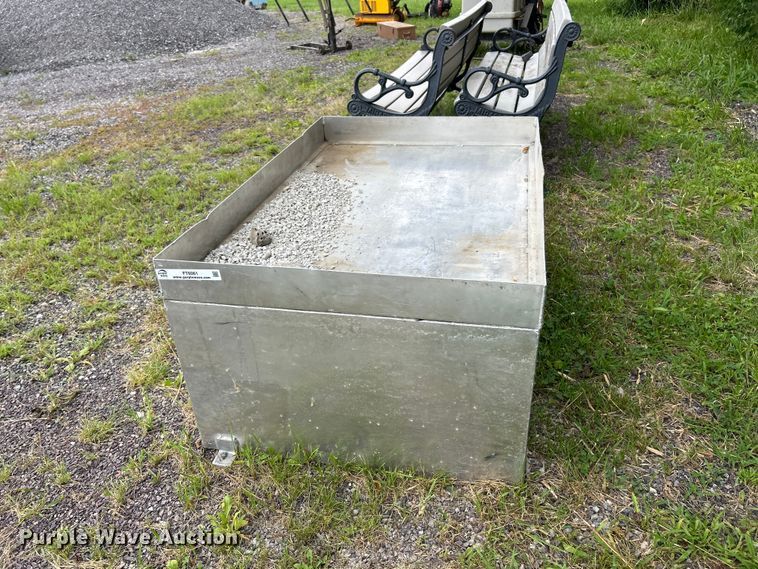 image for item FT6061 Highway Products aluminum storage box