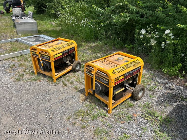 image for item FT6063 (2) Titan 8500 generators
