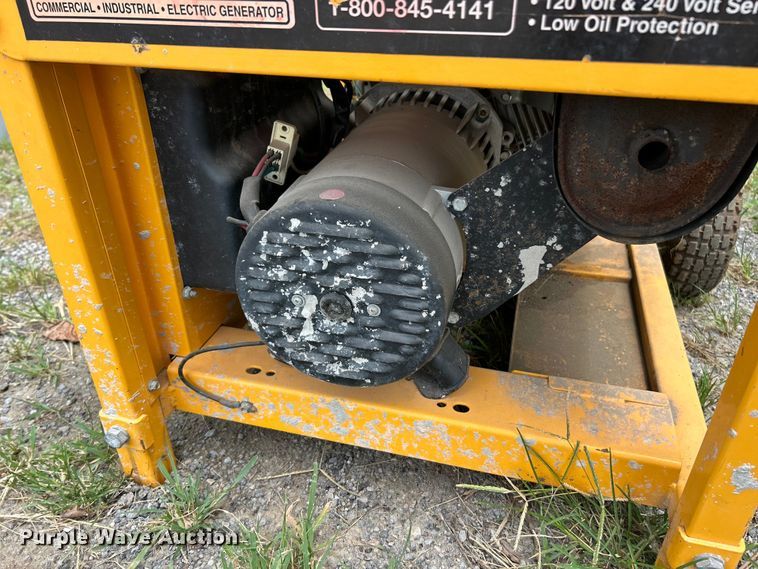 image for item FT6063 (2) Titan 8500 generators