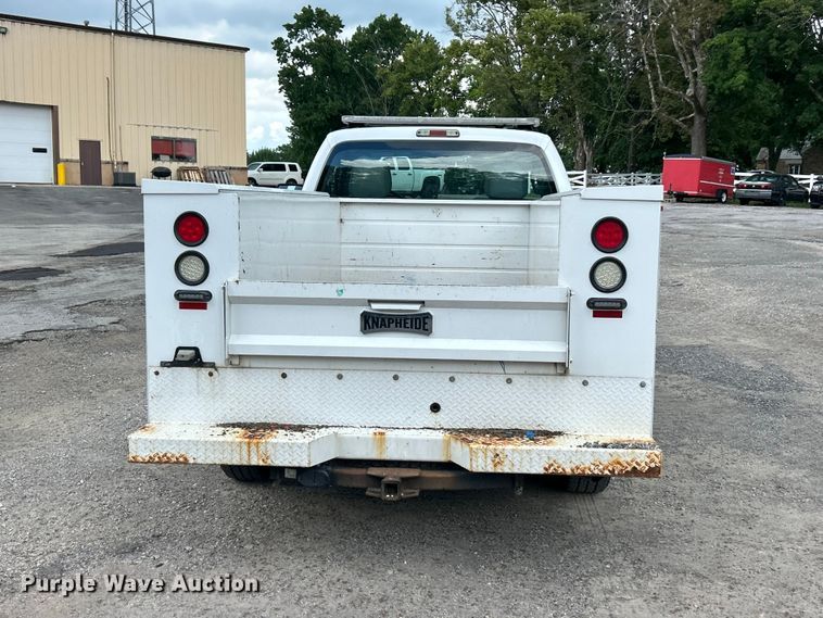 image for item FT6065 2016 Ford F250 Super Duty XL utility bed pickup truck