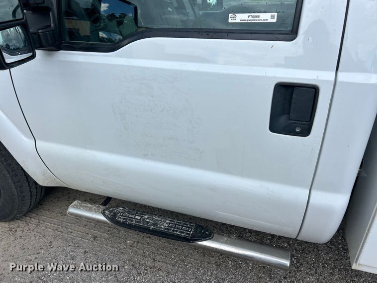 image for item FT6065 2016 Ford F250 Super Duty XL utility bed pickup truck