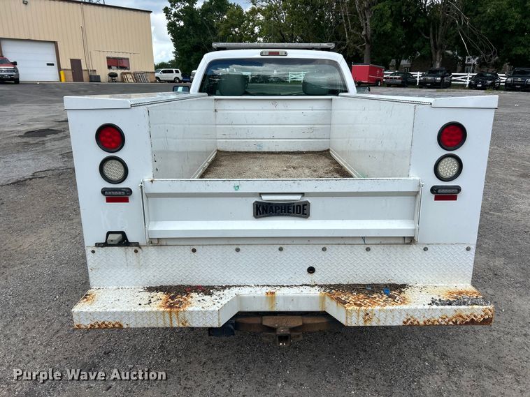 image for item FT6065 2016 Ford F250 Super Duty XL utility bed pickup truck