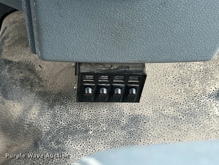 image for item FT6065 2016 Ford F250 Super Duty XL utility bed pickup truck