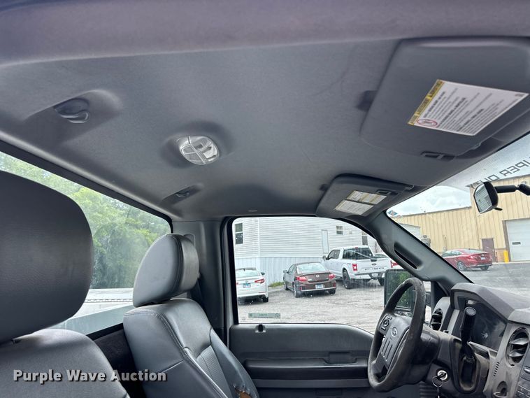 image for item FT6065 2016 Ford F250 Super Duty XL utility bed pickup truck
