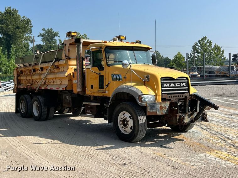 image for item FT6075 2010 Mack GU713 dump truck