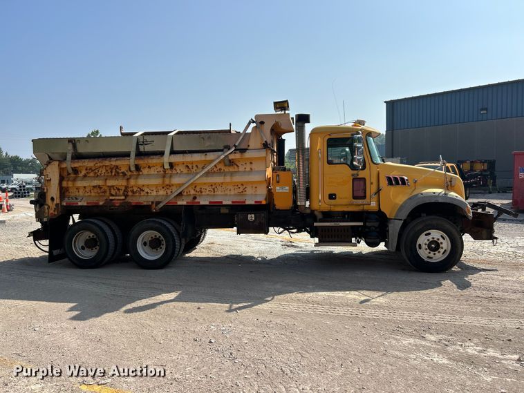 image for item FT6075 2010 Mack GU713 dump truck
