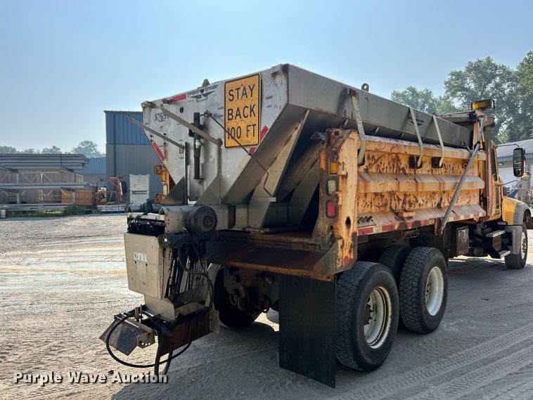 image for item FT6075 2010 Mack GU713 dump truck