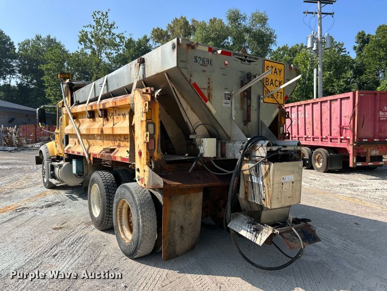 image for item FT6075 2010 Mack GU713 dump truck