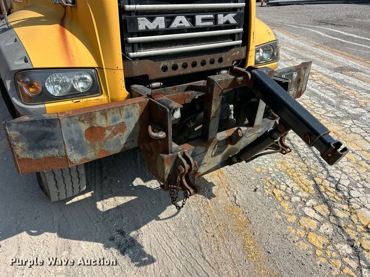 image for item FT6075 2010 Mack GU713 dump truck