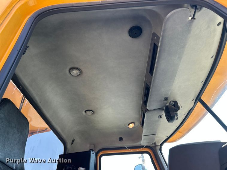 image for item FT6075 2010 Mack GU713 dump truck