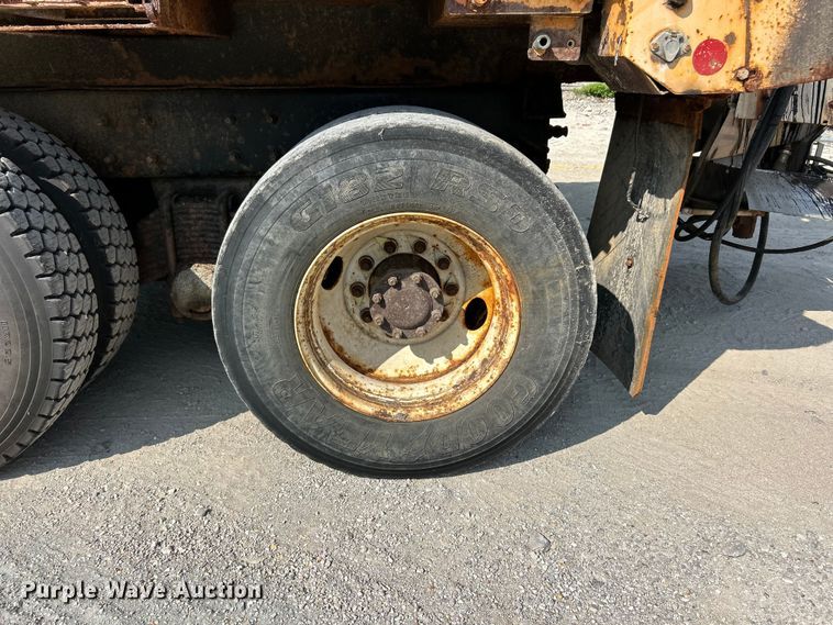 image for item FT6075 2010 Mack GU713 dump truck