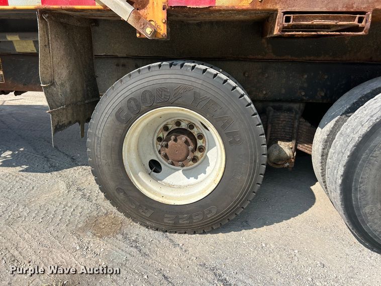 image for item FT6075 2010 Mack GU713 dump truck