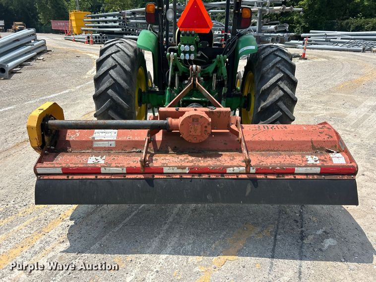 image for item FT6077 2010 John Deere 5075M tractor