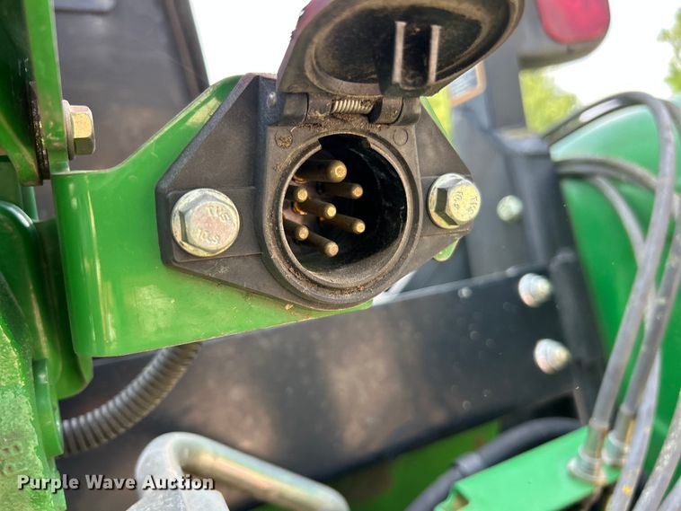 image for item FT6077 2010 John Deere 5075M tractor