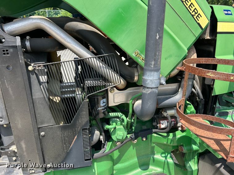 image for item FT6077 2010 John Deere 5075M tractor