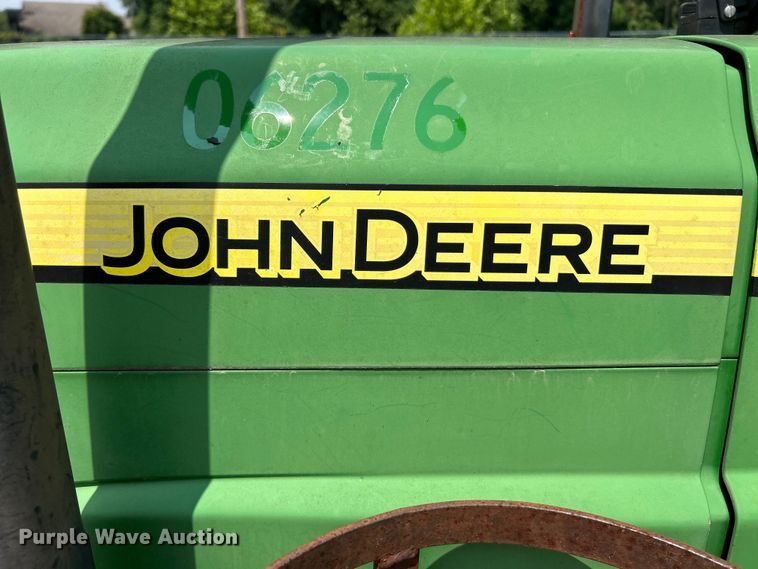 image for item FT6077 2010 John Deere 5075M tractor