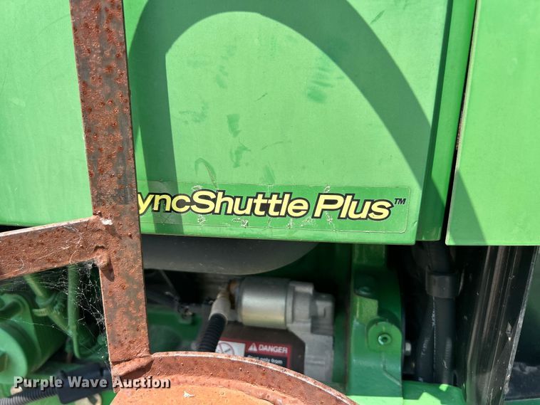 image for item FT6077 2010 John Deere 5075M tractor