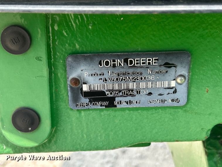 image for item FT6077 2010 John Deere 5075M tractor