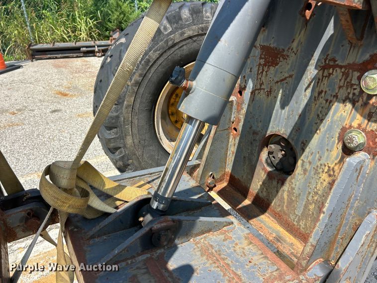 image for item FT6078 2000 John Deere 770CH motor grader