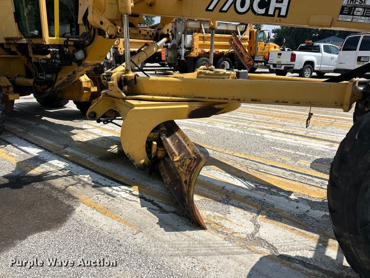image for item FT6078 2000 John Deere 770CH motor grader