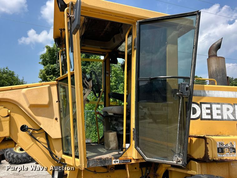 image for item FT6078 2000 John Deere 770CH motor grader