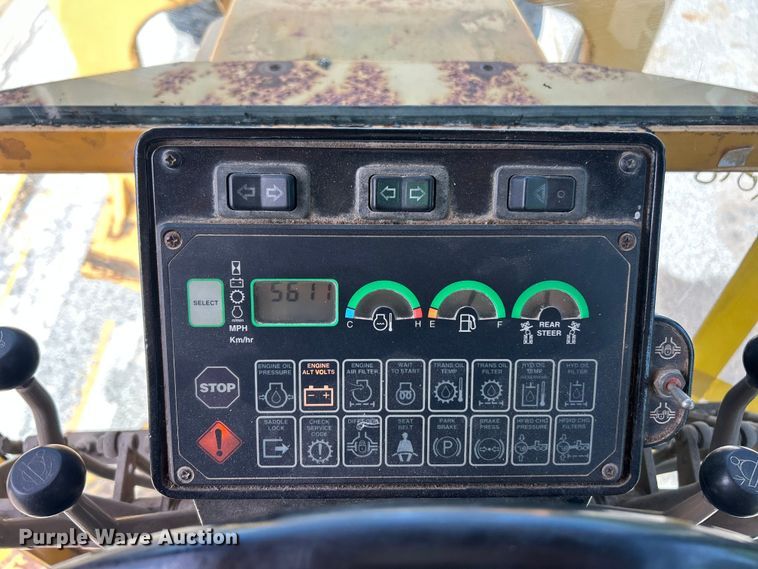 image for item FT6078 2000 John Deere 770CH motor grader