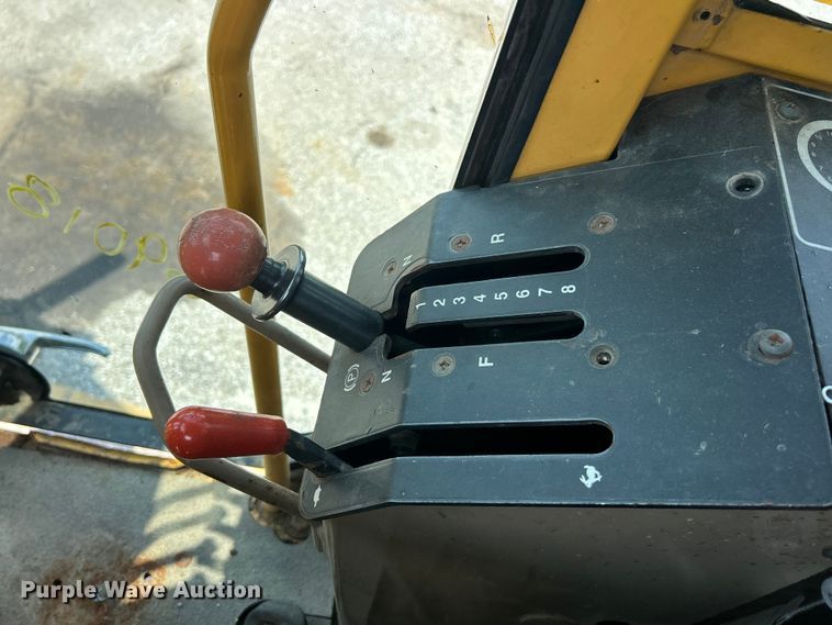 image for item FT6078 2000 John Deere 770CH motor grader