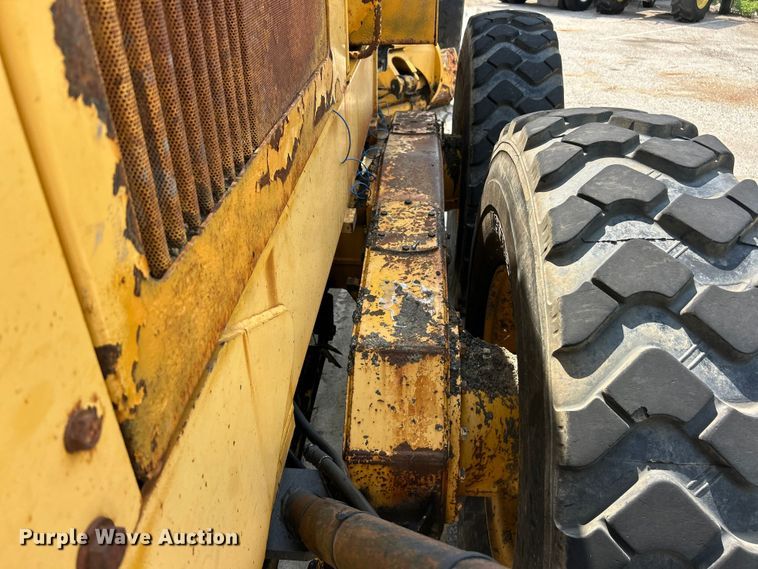 image for item FT6078 2000 John Deere 770CH motor grader