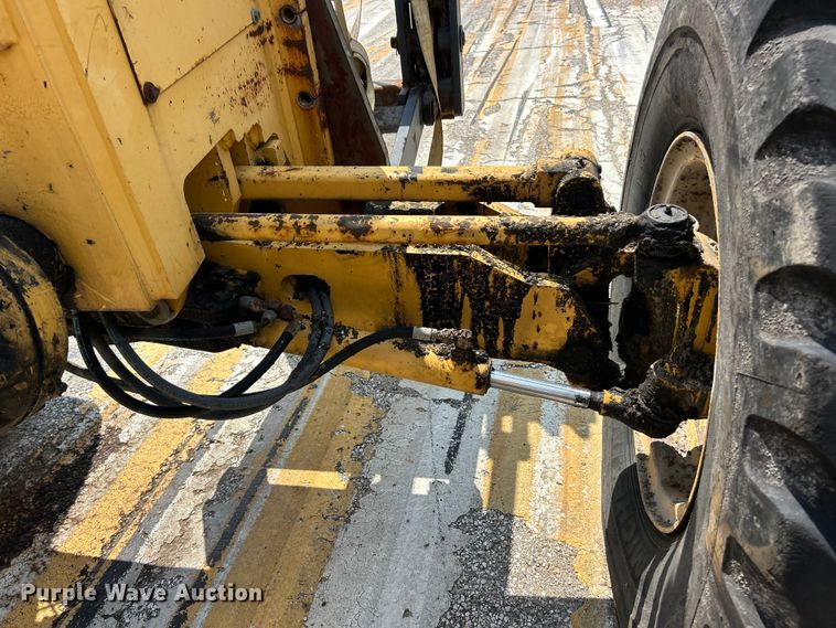 image for item FT6078 2000 John Deere 770CH motor grader