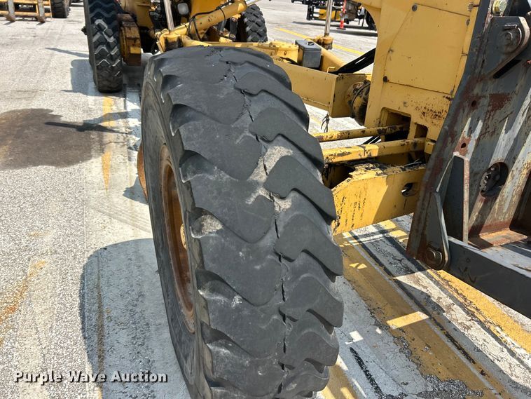 image for item FT6078 2000 John Deere 770CH motor grader