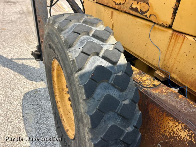 image for item FT6078 2000 John Deere 770CH motor grader