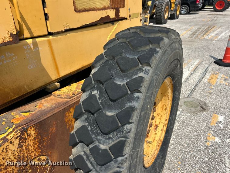 image for item FT6078 2000 John Deere 770CH motor grader
