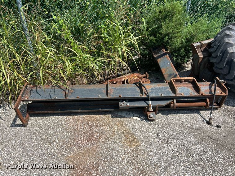 image for item FT6078 2000 John Deere 770CH motor grader