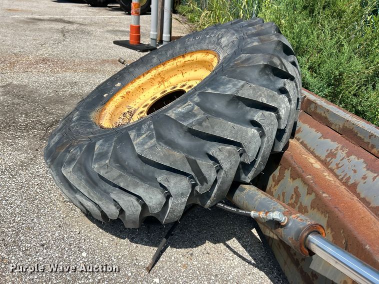 image for item FT6078 2000 John Deere 770CH motor grader