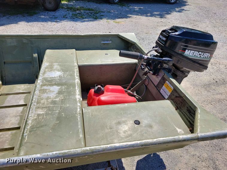 image for item FU0034 1987 Lowe boat