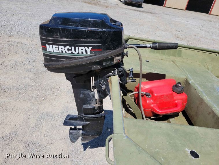 image for item FU0034 1987 Lowe boat