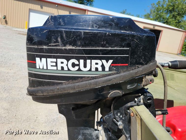 image for item FU0034 1987 Lowe boat