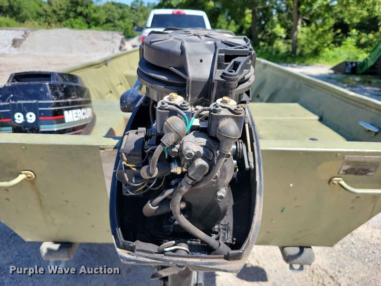 image for item FU0034 1987 Lowe boat