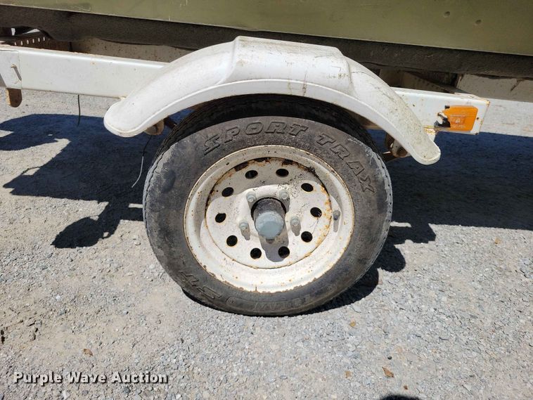image for item FU0034 1987 Lowe boat