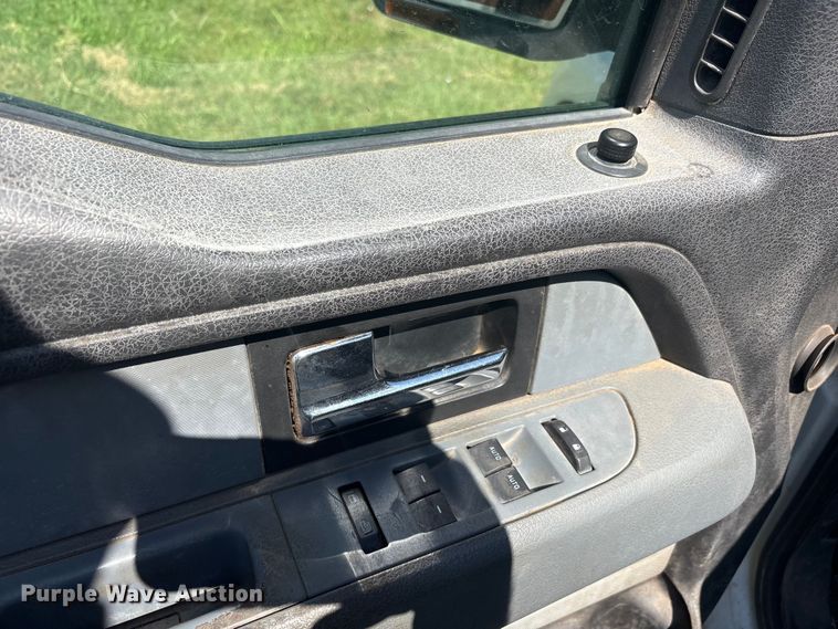 image for item JM9485 2012 Ford F150 Ext. Cab pickup truck