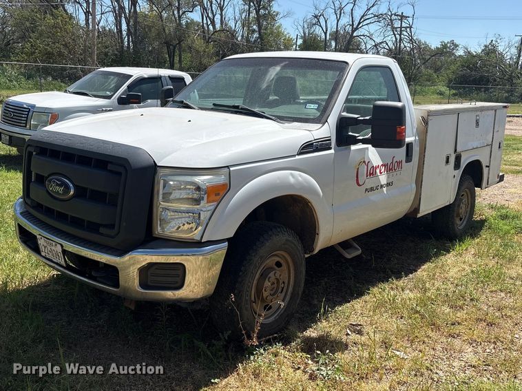 2012 Ford F250 Super Duty utility bed pickup truck