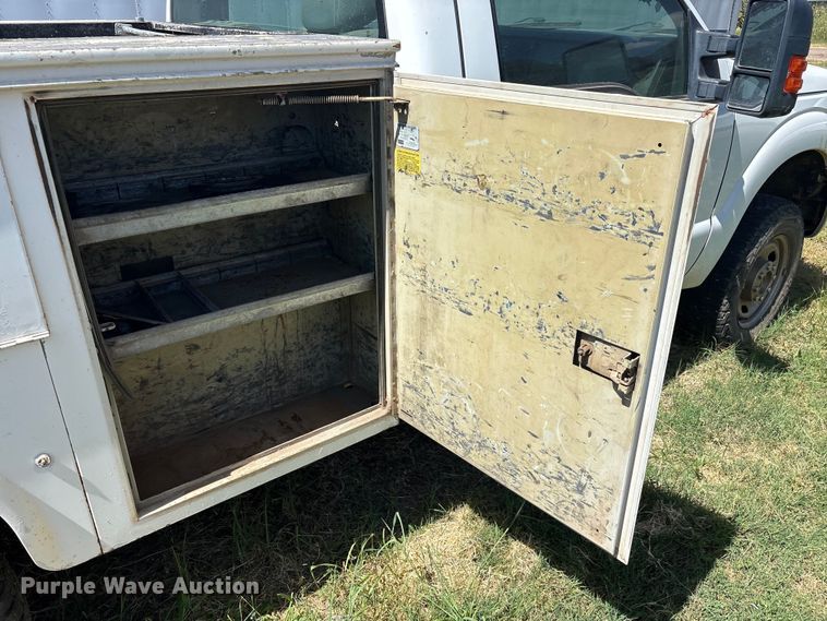 image for item JM9486 2012 Ford F250 Super Duty utility bed pickup truck