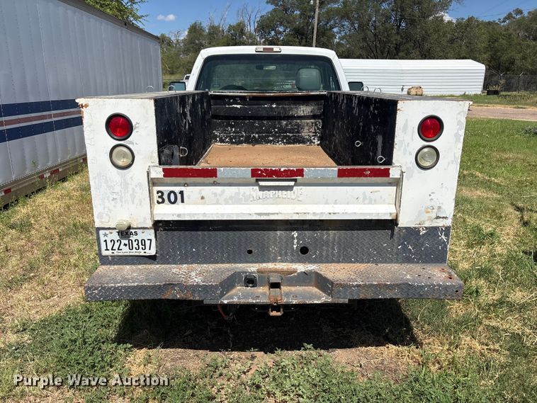 image for item JM9486 2012 Ford F250 Super Duty utility bed pickup truck