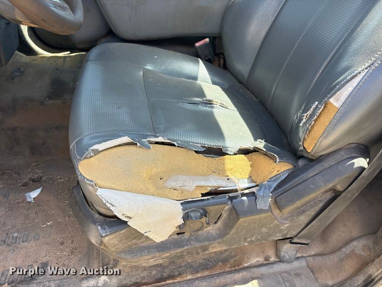 image for item JM9486 2012 Ford F250 Super Duty utility bed pickup truck