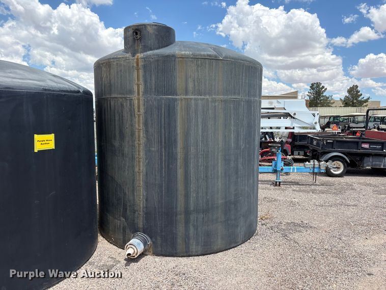 image for item JM9497 (2) water tanks