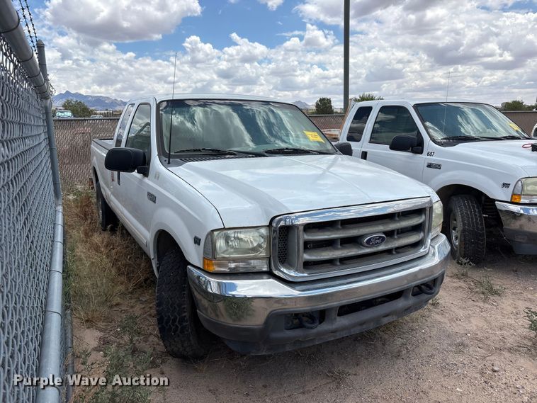 image for item JM9499 2002 Ford F250 Super Duty Ext. Cab pickup truck