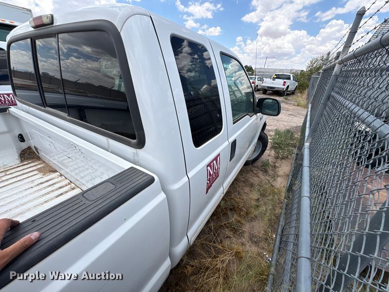 image for item JM9499 2002 Ford F250 Super Duty Ext. Cab pickup truck