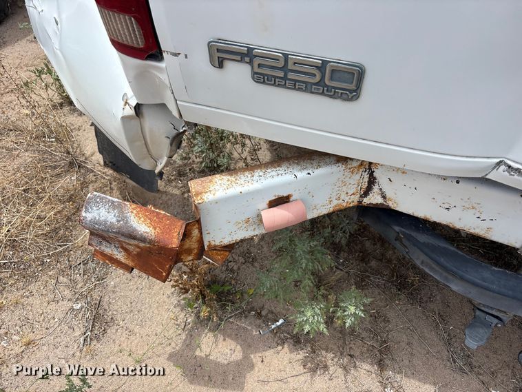 image for item JM9499 2002 Ford F250 Super Duty Ext. Cab pickup truck