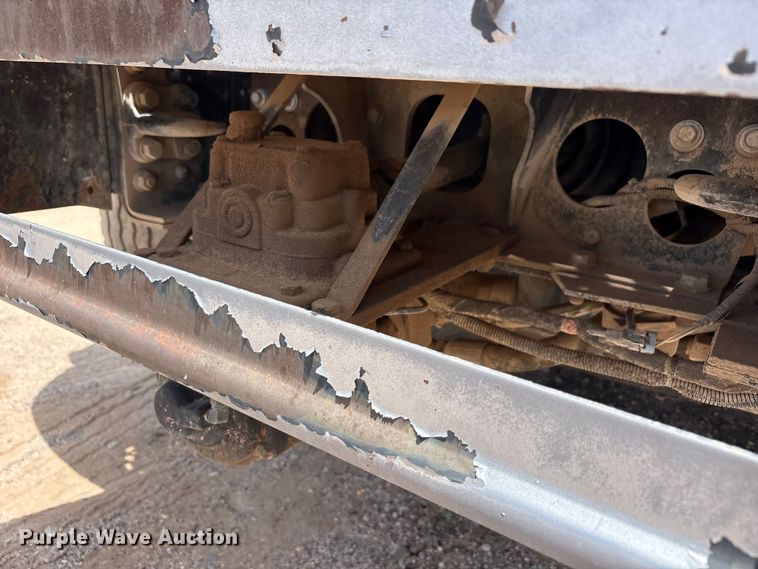 image for item JM9501 2006 International 7600 box truck